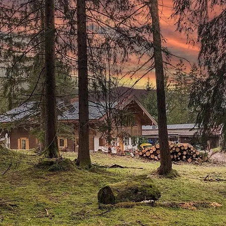 Einzigartiges Berg-chalet In Alleinlage Bis Zu 21 Personen Apartment Bayrischzell