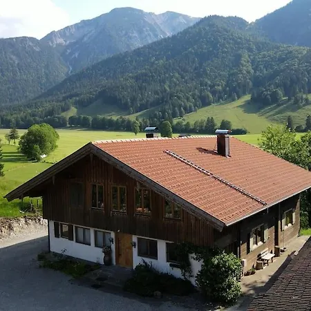 Einzigartiges Berg-chalet In Alleinlage Bis Zu 21 Personen Appartement Bayrischzell